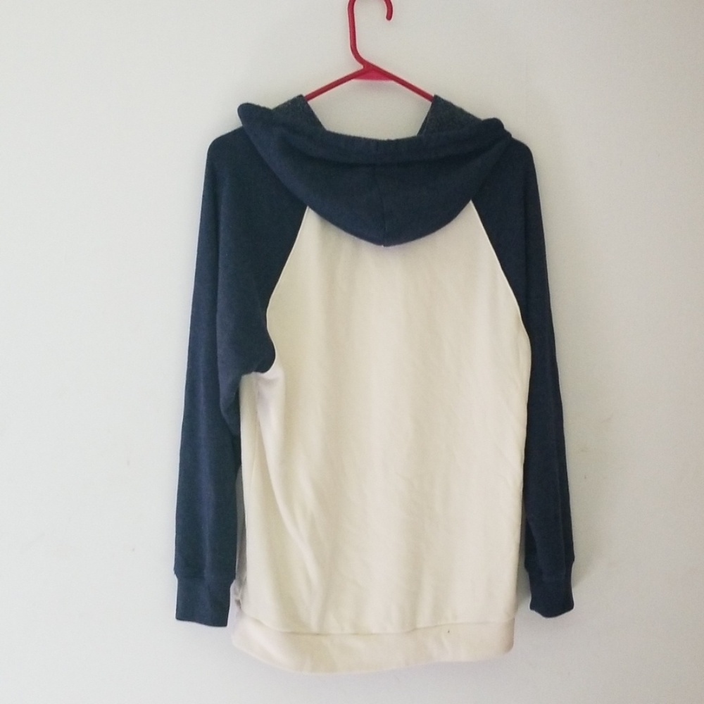 American Eagle Outfitters Hooded Sweatshirt - Picture 4 of 4